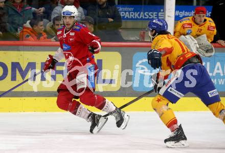 EBEL. Eishockey Bundesliga. EC KAC gegen Asiago Hockey.   Lukas Haudum,,  (KAC),  Giovanni Luigi Domenico Vallati  (Asiago).  Klagenfurt, am 23.1.2024.
Foto: Kuess
www.qspictures.net
---
pressefotos, pressefotografie, kuess, qs, qspictures, sport, bild, bilder, bilddatenbank