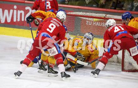 EBEL. Eishockey Bundesliga. EC KAC gegen Asiago Hockey.   Jan Mursak, Jesper Jensen Aabo,   (KAC), Marco De Filippo Roia  (Asiago).  Klagenfurt, am 23.1.2024.
Foto: Kuess
www.qspictures.net
---
pressefotos, pressefotografie, kuess, qs, qspictures, sport, bild, bilder, bilddatenbank