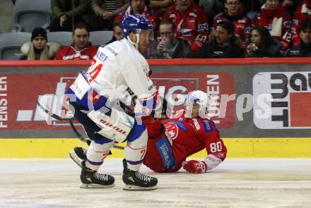 EBEL. Eishockey Bundesliga. EC KAC gegen HC TIWAG Innsbruck. Nikolaus Kraus,  (KAC), Nathanael Halbert   (Innsbruck).  Klagenfurt, am 26.1.2024.
Foto: Kuess
www.qspictures.net
---
pressefotos, pressefotografie, kuess, qs, qspictures, sport, bild, bilder, bilddatenbank