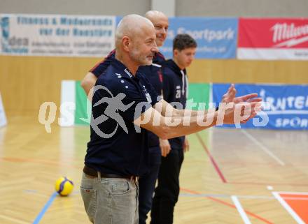 Volleyball. Powerfusion Volley League Men. SK Zadruga Aich/Dob gegen VBK Woerther-See-Loewen Klagenfurt.  Trainer  (Worthersee Loewen). Bleiburg, am 27.1.2024.
Foto: Kuess
www.qspictures.net
---
pressefotos, pressefotografie, kuess, qs, qspictures, sport, bild, bilder, bilddatenbank