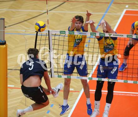 Volleyball. Powerfusion Volley League Men. SK Zadruga Aich/Dob gegen VBK Woerther-See-Loewen Klagenfurt.  Elia Stosch, Alpar Szabo,   (Aich/Dob),  Ben Stockhammer  (Worthersee Loewen). Bleiburg, am 27.1.2024.
Foto: Kuess
www.qspictures.net
---
pressefotos, pressefotografie, kuess, qs, qspictures, sport, bild, bilder, bilddatenbank