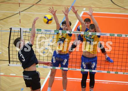 Volleyball. Powerfusion Volley League Men. SK Zadruga Aich/Dob gegen VBK Woerther-See-Loewen Klagenfurt.  Elia Stosch, Jekabs Dzenis,   (Aich/Dob),   Eric Stadie (Worthersee Loewen). Bleiburg, am 27.1.2024.
Foto: Kuess
www.qspictures.net
---
pressefotos, pressefotografie, kuess, qs, qspictures, sport, bild, bilder, bilddatenbank