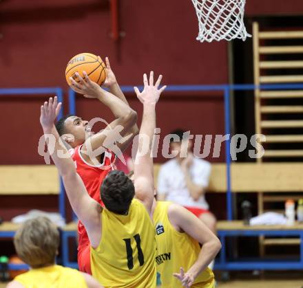 Basketball 2. Liga 2023/2024. Grunddurchgang 15. Runde.  Woerthersee Piraten gegen Upper Austrian Ballers.  Andreas Nuck  (Piraten),   Starlin Inoa Gil (Upper Austrian Ballers).   Klagenfurt, am 28.1.2024
Foto: Kuess

---
pressefotos, pressefotografie, kuess, qs, qspictures, sport, bild, bilder, bilddatenbank