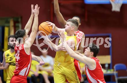 Basketball 2. Liga 2023/2024. Grunddurchgang 15. Runde.  Woerthersee Piraten gegen Upper Austrian Ballers.   Jernej Andolsek Heine (Piraten),  Vuk Zivanovic, Starlin Inoa Gil, Luis Streitberger  (Upper Austrian Ballers).   Klagenfurt, am 28.1.2024
Foto: Kuess

---
pressefotos, pressefotografie, kuess, qs, qspictures, sport, bild, bilder, bilddatenbank