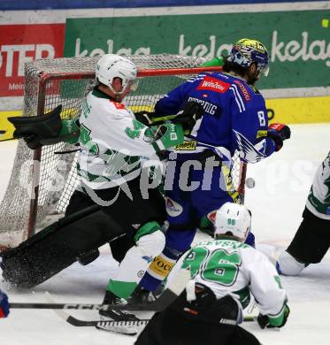 EBEL. Eishockey Bundesliga. EC VSV gegen HK SZ Olimpija Ljubljana.  Maximilian Rebernig,   (VSV),  Aljosa Crnovic  (Olimpija Ljubljana). Villach, am 2.2.2024.
Foto: Kuess
www.qspictures.net
---
pressefotos, pressefotografie, kuess, qs, qspictures, sport, bild, bilder, bilddatenbank