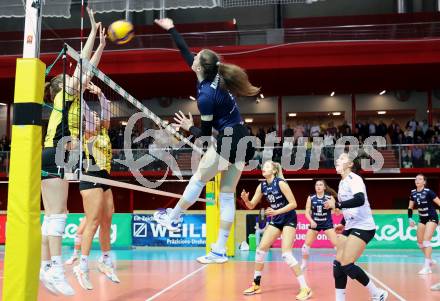 Volleyball. WVL. ATSC Wildcats Klagenfurt gegen Linz/Steg.   Zala KRASOVEC (Wildcats),    Emily ZINGER, Bojana UBIPARIP (Linz).  Klagenfurt, am 12.2.2024.
Foto: Kuess

---
pressefotos, pressefotografie, kuess, qs, qspictures, sport, bild, bilder, bilddatenbank