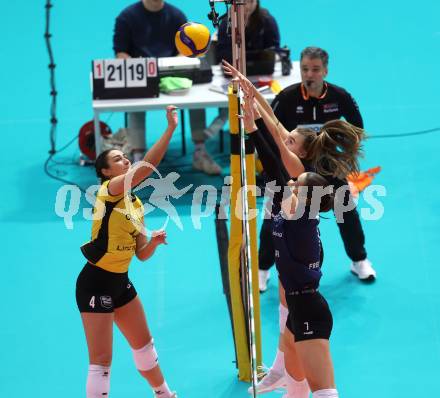 Volleyball. WVL. ATSC Wildcats Klagenfurt gegen Linz/Steg. Nikolina BAJIC, Nicole Leonie HOLZINGER   (Wildcats),  Jamie STIVERS  (Linz).  Klagenfurt, am 12.2.2024.
Foto: Kuess

---
pressefotos, pressefotografie, kuess, qs, qspictures, sport, bild, bilder, bilddatenbank