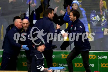 EBEL. Eishockey Bundesliga. EC VSV gegen HC TIWAG Innsbruck.  Jubel Trainer Marcel Rodman, Co-Trainer David Rodman (VSV). Villach, am 21.2.2024.
Foto: Kuess
www.qspictures.net
---
pressefotos, pressefotografie, kuess, qs, qspictures, sport, bild, bilder, bilddatenbank