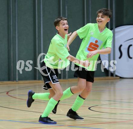 Futsal Schuelerliga. Finale. BRG Spittal (gruen) gegen Waidmannsdorf (blau). Torjubel Spittal. St. Veit an der Glan, am 22.2.2023.
Foto: Kuess
www.qspictures.net
---
pressefotos, pressefotografie, kuess, qs, qspictures, sport, bild, bilder, bilddatenbank