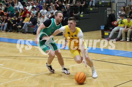 Basketball 2. Liga 2023/2024. Grunddurchgang 19. Runde.  Woerthersee Piraten gegen KOS. Jernej Andolsek Heine (Piraten),  Tim Huber  (KOS). Klagenfurt, am 24.2.2024.
Foto: Kuess

---
pressefotos, pressefotografie, kuess, qs, qspictures, sport, bild, bilder, bilddatenbank