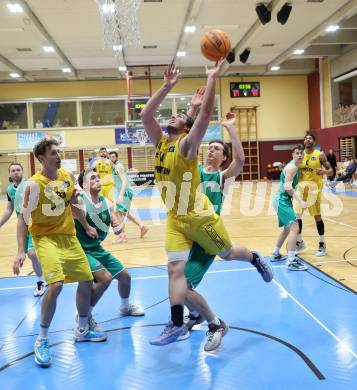 Basketball 2. Liga 2023/2024. Grunddurchgang 19. Runde.  Woerthersee Piraten gegen KOS. Andreas Nuck (Piraten),   Andi Smrtnik (KOS). Klagenfurt, am 24.2.2024.
Foto: Kuess

---
pressefotos, pressefotografie, kuess, qs, qspictures, sport, bild, bilder, bilddatenbank