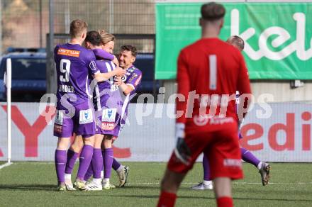 Fussball Bundesliga. SK Austria Klagenfurt gegen FC Blau Weiss Linz.  Torjubel Aaron Sky Schwarz, Nicolas Binder, Andrew Irving, Christopher Wernitznig (Klagenfurt).  Klagenfurt, am 25.2.2024.
Foto: Kuess
www.qspictures.net
---
pressefotos, pressefotografie, kuess, qs, qspictures, sport, bild, bilder, bilddatenbank