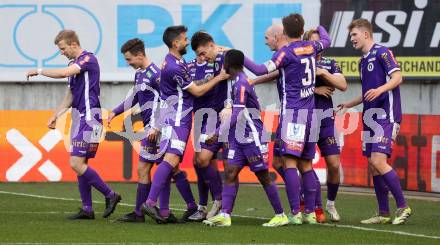 Fussball Bundesliga. SK Austria Klagenfurt gegen FC Blau Weiss Linz.   Torjubel Aaron Sky Schwarz, Solomon Bonnah, Till Schumacher, Nicolas Binder, Rico Benatelli, Max Besuschkow, Nicolas Wimmer, Thorsten Mahrer, Kosmas Gkezos (Klagenfurt).  Klagenfurt, am 25.2.2024.
Foto: Kuess
www.qspictures.net
---
pressefotos, pressefotografie, kuess, qs, qspictures, sport, bild, bilder, bilddatenbank