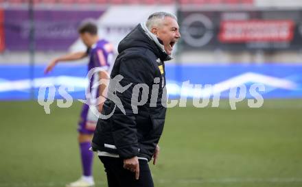 Fussball Bundesliga. SK Austria Klagenfurt gegen FC Blau Weiss Linz.  Trainer Peter Pacult (Klagenfurt).  Klagenfurt, am 25.2.2024.
Foto: Kuess
www.qspictures.net
---
pressefotos, pressefotografie, kuess, qs, qspictures, sport, bild, bilder, bilddatenbank