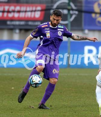 Fussball Bundesliga. SK Austria Klagenfurt gegen FC Blau Weiss Linz.  Kosmas Gkezos (Klagenfurt).  Klagenfurt, am 25.2.2024.
Foto: Kuess
www.qspictures.net
---
pressefotos, pressefotografie, kuess, qs, qspictures, sport, bild, bilder, bilddatenbank