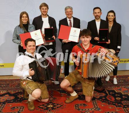 Eishockey, Fussball. Verleihung Sportleistungsmedaille in Gold. Corina, Martin Hinteregger, Landeshauptmann Peter Kaiser, Thomas Koch,, Ivana . Klagenfurt, am 29.2.2024.
Foto: Kuess
www.qspictures.net
---
pressefotos, pressefotografie, kuess, qs, qspictures, sport, bild, bilder, bilddatenbank