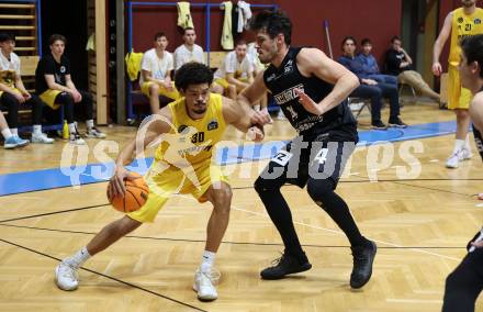 Basketball 2. Liga 2023/2024. Playoffs. VF-031.  Woerthersee Piraten gegen Guessing Blackbirds.  Marcus Holyfield  (Piraten),  Christoph Astl   (Guessing). Klagenfurt, am 2.3.2024.
Foto: Kuess

---
pressefotos, pressefotografie, kuess, qs, qspictures, sport, bild, bilder, bilddatenbank