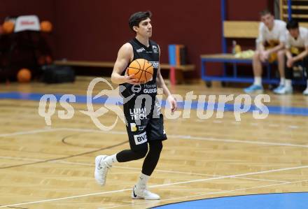 Basketball 2. Liga 2023/2024. Playoffs. VF-031.  Woerthersee Piraten gegen Guessing Blackbirds.  Bernhard Koch  (Guessing). Klagenfurt, am 2.3.2024.
Foto: Kuess

---
pressefotos, pressefotografie, kuess, qs, qspictures, sport, bild, bilder, bilddatenbank