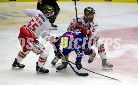 EBEL. Eishockey Bundesliga. EC VSV gegen HCB Suedtirol Alperia.  Kevi Hancock, (VSV),  Davis Vandane, Scott Valentine   (Bozen). Villach, am 5.3.2024.
Foto: Kuess
www.qspictures.net
---
pressefotos, pressefotografie, kuess, qs, qspictures, sport, bild, bilder, bilddatenbank