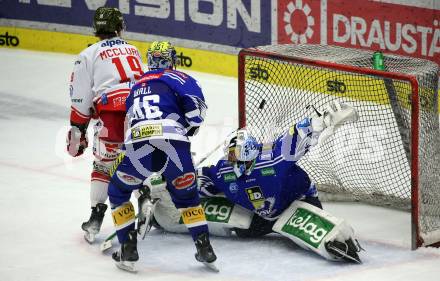 EBEL. Eishockey Bundesliga. EC VSV gegen HCB Suedtirol Alperia. Alex Wall, Jean Philippe Lamoureux,   (VSV),  Brad Mcclure  (Bozen). Villach, am 9.3.2024.
Foto: Kuess
www.qspictures.net
---
pressefotos, pressefotografie, kuess, qs, qspictures, sport, bild, bilder, bilddatenbank