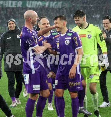 Fussball Bundesliga. SK Austria Klagenfurt gegen Rapid Wien.  Jubel Nicolas Wimmer, Christopher Wernitznig (Klagenfurt). Klagenfurt, am 10.3.2024.
Foto: Kuess
www.qspictures.net
---
pressefotos, pressefotografie, kuess, qs, qspictures, sport, bild, bilder, bilddatenbank