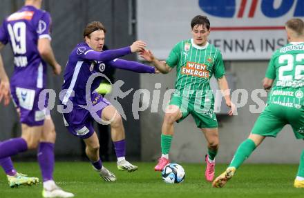 Fussball Bundesliga. SK Austria Klagenfurt gegen Rapid Wien.  Aaron Sky Schwarz, (Klagenfurt),   Moritz Oswald (Rapid).  Klagenfurt, am 10.3.2024.
Foto: Kuess
www.qspictures.net
---
pressefotos, pressefotografie, kuess, qs, qspictures, sport, bild, bilder, bilddatenbank