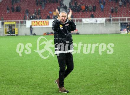 Fussball Bundesliga. SK Austria Klagenfurt gegen Rapid Wien. Jubel Trainer Peter Pacult  (Klagenfurt). Klagenfurt, am 10.3.2024.
Foto: Kuess
www.qspictures.net
---
pressefotos, pressefotografie, kuess, qs, qspictures, sport, bild, bilder, bilddatenbank