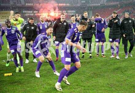 Fussball Bundesliga. SK Austria Klagenfurt gegen Rapid Wien. Jubel Christopher Wernitznig, Simon Straudi, Solomon Bonnah  (Klagenfurt). Klagenfurt, am 10.3.2024.
Foto: Kuess
www.qspictures.net
---
pressefotos, pressefotografie, kuess, qs, qspictures, sport, bild, bilder, bilddatenbank