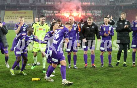 Fussball Bundesliga. SK Austria Klagenfurt gegen Rapid Wien.  Jubel Christopher Wernitznig, Simon Straudi, Solomon Bonnah (Klagenfurt). Klagenfurt, am 10.3.2024.
Foto: Kuess
www.qspictures.net
---
pressefotos, pressefotografie, kuess, qs, qspictures, sport, bild, bilder, bilddatenbank