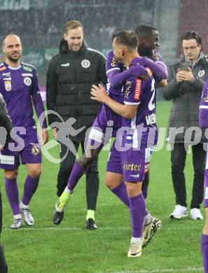 Fussball. Bundesliga. SK Austria Klagenfurt gegen Rapid  Wien.  Jubel Solomon Bonnah, Christopher Wernitznig   (Austria Klagenfurt).. Klagenfurt, 10.3.2024.
Foto: Kuess
---
pressefotos, pressefotografie, kuess, qs, qspictures, sport, bild, bilder, bilddatenbank