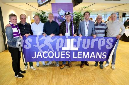 Fussball Bundesliga. SK Austria Klagenfurt gegen Rapid Wien. Arno Arthofer, Michael Ziehaus, Hans Peter Buchleitner, Peter Hrstic, Buergermeister Christian Scheider, Philipp Liesnig, Davor Hrstic. Klagenfurt, am 10.3.2024.
Foto: Kuess
www.qspictures.net
---
pressefotos, pressefotografie, kuess, qs, qspictures, sport, bild, bilder, bilddatenbank