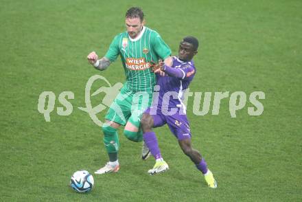 Fussball. Bundesliga. SK Austria Klagenfurt gegen Rapid  Wien.  Solomon Bonnah   (Austria Klagenfurt),   Michael Sollbauer   (Rapid). Klagenfurt, 10.3.2024.
Foto: Kuess
---
pressefotos, pressefotografie, kuess, qs, qspictures, sport, bild, bilder, bilddatenbank