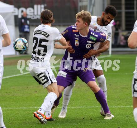 Fussball Bundesliga. SK Austria Klagenfurt gegen SK Puntigamer Sturm Graz.  Nicolas Binder,  (Klagenfurt),  Stefan Hierlaender, Gregory Wuethrich (Graz).  Klagenfurt, am 17.3.2024.
Foto: Kuess
www.qspictures.net
---
pressefotos, pressefotografie, kuess, qs, qspictures, sport, bild, bilder, bilddatenbank