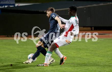 Fussball Regionalliga. WAC Amateure gegen Wallern.  Sankara William Karamoko  (WAC),   Felix Huspek (Wallern).
Wolfsberg, am 22.3.2024.
Foto: Kuess
www.qspictures.net
---
pressefotos, pressefotografie, kuess, qs, qspictures, sport, bild, bilder, bilddatenbank