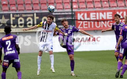 Fussball Bundesliga. SK Austria Klagenfurt gegen LASK.  Christopher Wernitznig, (Klagenfurt), Florian Flecker   (LASK).  Klagenfurt, am 5.5.2024.
Foto: Kuess
www.qspictures.net
---
pressefotos, pressefotografie, kuess, qs, qspictures, sport, bild, bilder, bilddatenbank