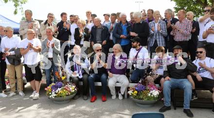 Fussball. SK Austria Klagenfurt. Einweihung Freddy-Hohenberger-Platz.  . Klagenfurt, 5.5.2024.
Foto: Kuess
www.qspictures.net
---
pressefotos, pressefotografie, kuess, qs, qspictures, sport, bild, bilder, bilddatenbank