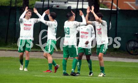 Fussball. Kaerntner Liga. Donau gegen SAK.  Torjubel Leo Petzner, Maximilian Trappitsch, Damjan Jovanovic, Julian Nico Horr (Donau).  Klagenfurt, 8.5.2024.
Foto: Kuess
www.qspictures.net
---
pressefotos, pressefotografie, kuess, qs, qspictures, sport, bild, bilder, bilddatenbank