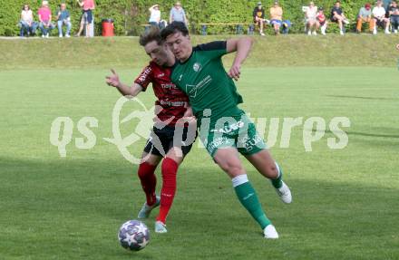 Fussball. Kaerntner Liga. Ferlach Atus gegen Lendorf.  Jano Maria Candussi  (Ferlach), Sandro Christoph Morgenstern  (Lendorf).  Ferlach, 11.5.2024.
Foto: Kuess
www.qspictures.net
---
pressefotos, pressefotografie, kuess, qs, qspictures, sport, bild, bilder, bilddatenbank