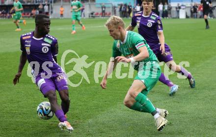 Fussball Bundesliga. SK Austria Klagenfurt gegen SK Rapid Wien.   Solomon Bonnah,   (Klagenfurt),  Marco Gruell (Rapid).  Klagenfurt, am 12.5.2024.
Foto: Kuess
www.qspictures.net
---
pressefotos, pressefotografie, kuess, qs, qspictures, sport, bild, bilder, bilddatenbank