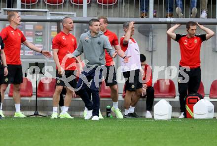 Fussball Bundesliga. SK Austria Klagenfurt gegen SK Rapid Wien.  Trainer Robert Klauss (Rapid).  Klagenfurt, am 12.5.2024.
Foto: Kuess
www.qspictures.net
---
pressefotos, pressefotografie, kuess, qs, qspictures, sport, bild, bilder, bilddatenbank