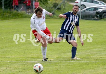 Fussball 2. KLasse C. Oberes Metnitztal gegen Strassburg. Thomas Guenther Steiger  (Metnitztal),   Markus Tamegger (Strassburg). Grades, am 18.5.2024.
Foto: Kuess
www.qspictures.net
---
pressefotos, pressefotografie, kuess, qs, qspictures, sport, bild, bilder, bilddatenbank