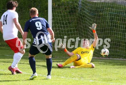 Fussball 2. KLasse C. Oberes Metnitztal gegen Strassburg.  Christian Michael Daniel (Metnitztal),   Grades, am 18.5.2024.
Foto: Kuess
www.qspictures.net
---
pressefotos, pressefotografie, kuess, qs, qspictures, sport, bild, bilder, bilddatenbank