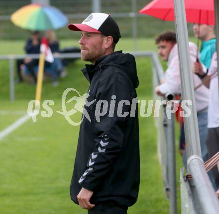 Fussball Unterliga West. Admira Villach gegen Lind.  Trainer Robert Della Mea  (Villach),  
Villach, am 1.6.2024.
Foto: Kuess
www.qspictures.net
---
pressefotos, pressefotografie, kuess, qs, qspictures, sport, bild, bilder, bilddatenbank