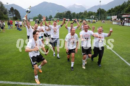 Fussball 1. Klasse C. Ludmannsdorf gegen Oberglan.. Meisterjubel   (Ludmannsdorf). Ludmannsdorf, am 9.6.2024.
Foto: Kuess
www.qspictures.net
---
pressefotos, pressefotografie, kuess, qs, qspictures, sport, bild, bilder, bilddatenbank