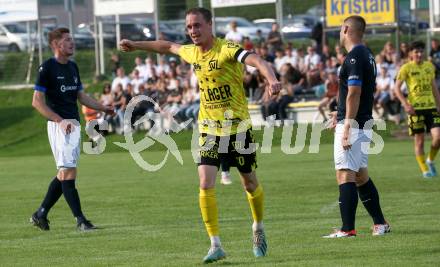 Fussball 1. Klasse D. Bad St. Leonhard gegen Eitweg .  Torjubel Patrick Schlacher  (Bad St. Leonhard),   St. Bad St. Leonhard, am 8.6.2024.
Foto: Kuess
www.qspictures.net
---
pressefotos, pressefotografie, kuess, qs, qspictures, sport, bild, bilder, bilddatenbank