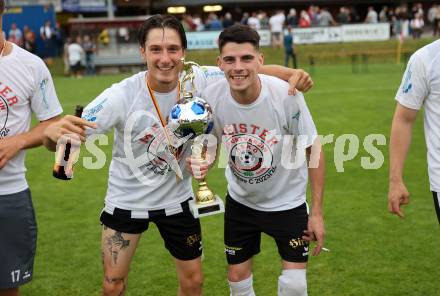 Fussball 1. Klasse C. Ludmannsdorf gegen Oberglan.. Meisterjubel   (Ludmannsdorf). Ludmannsdorf, am 9.6.2024.
Foto: Kuess
www.qspictures.net
---
pressefotos, pressefotografie, kuess, qs, qspictures, sport, bild, bilder, bilddatenbank