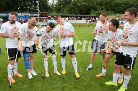 Fussball 1. Klasse C. Ludmannsdorf gegen Oberglan.. Meisterjubel   (Ludmannsdorf). Ludmannsdorf, am 9.6.2024.
Foto: Kuess
www.qspictures.net
---
pressefotos, pressefotografie, kuess, qs, qspictures, sport, bild, bilder, bilddatenbank