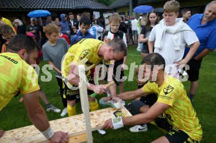 Fussball 1. Klasse D. Bad St. Leonhard gegen Eitweg .  Patrick Schlacher  (Bad St. Leonhard),    St. Bad St. Leonhard, am 8.6.2024.
Foto: Kuess
www.qspictures.net
---
pressefotos, pressefotografie, kuess, qs, qspictures, sport, bild, bilder, bilddatenbank