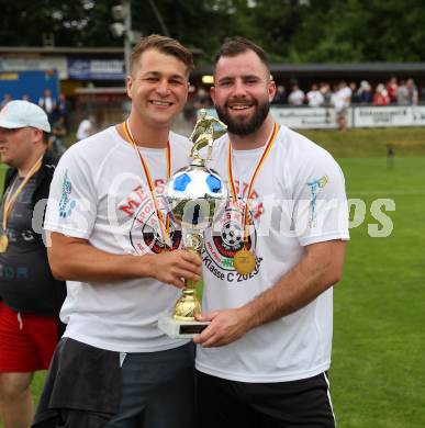 Fussball 1. Klasse C. Ludmannsdorf gegen Oberglan.. Meisterjubel   (Ludmannsdorf). Ludmannsdorf, am 9.6.2024.
Foto: Kuess
www.qspictures.net
---
pressefotos, pressefotografie, kuess, qs, qspictures, sport, bild, bilder, bilddatenbank