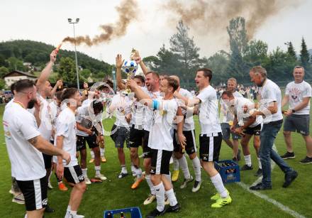 Fussball 1. Klasse C. Ludmannsdorf gegen Oberglan.. Meisterjubel   (Ludmannsdorf). Ludmannsdorf, am 9.6.2024.
Foto: Kuess
www.qspictures.net
---
pressefotos, pressefotografie, kuess, qs, qspictures, sport, bild, bilder, bilddatenbank